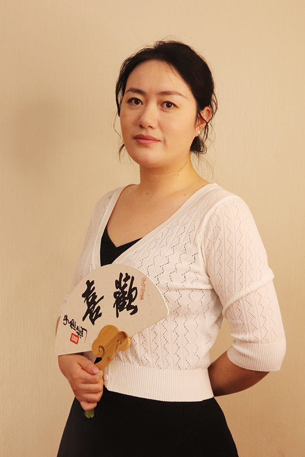 泾阳石亚利 研究生学历,毕业于陕西师范大学